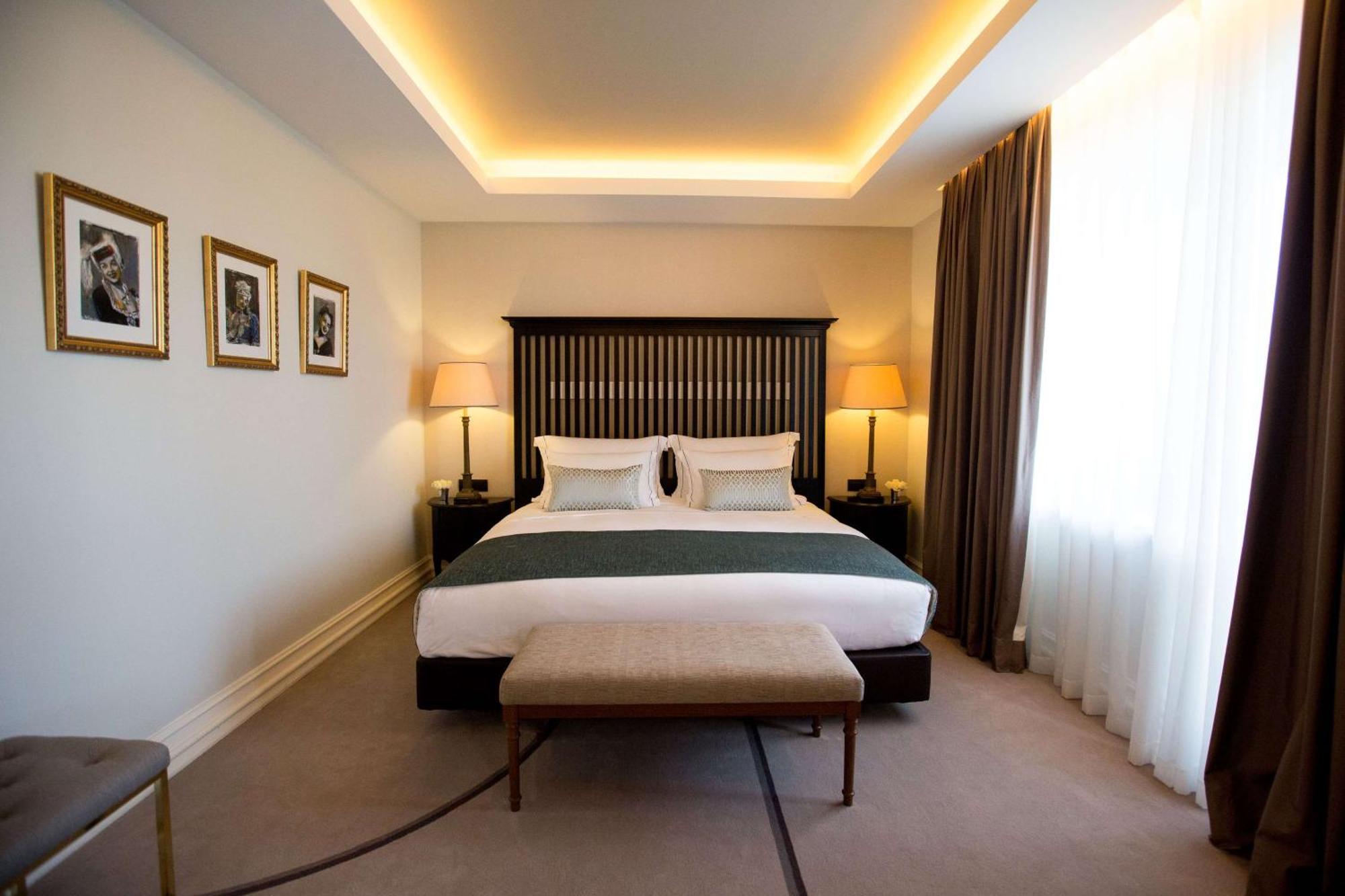 ทิโวลี อเวนิดา ลิเบร์ดาช - เดอะ ลีดดิ้ง โฮเทล ออฟ เดอะ เวิลด์ Hotel ลิสบอน ภายนอก รูปภาพ A bedroom at the hotel