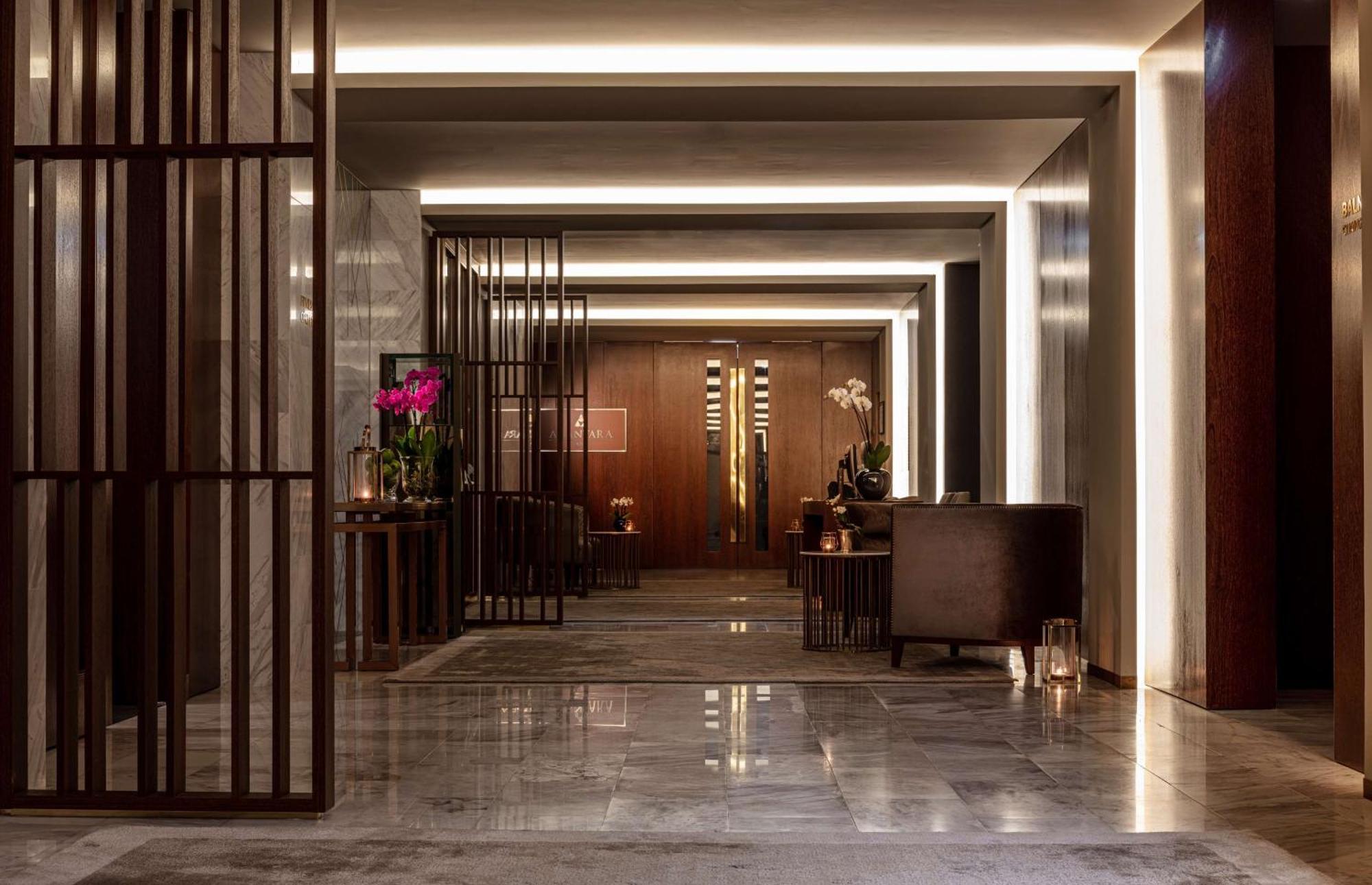 ทิโวลี อเวนิดา ลิเบร์ดาช - เดอะ ลีดดิ้ง โฮเทล ออฟ เดอะ เวิลด์ Hotel ลิสบอน ภายนอก รูปภาพ The lobby of the hotel