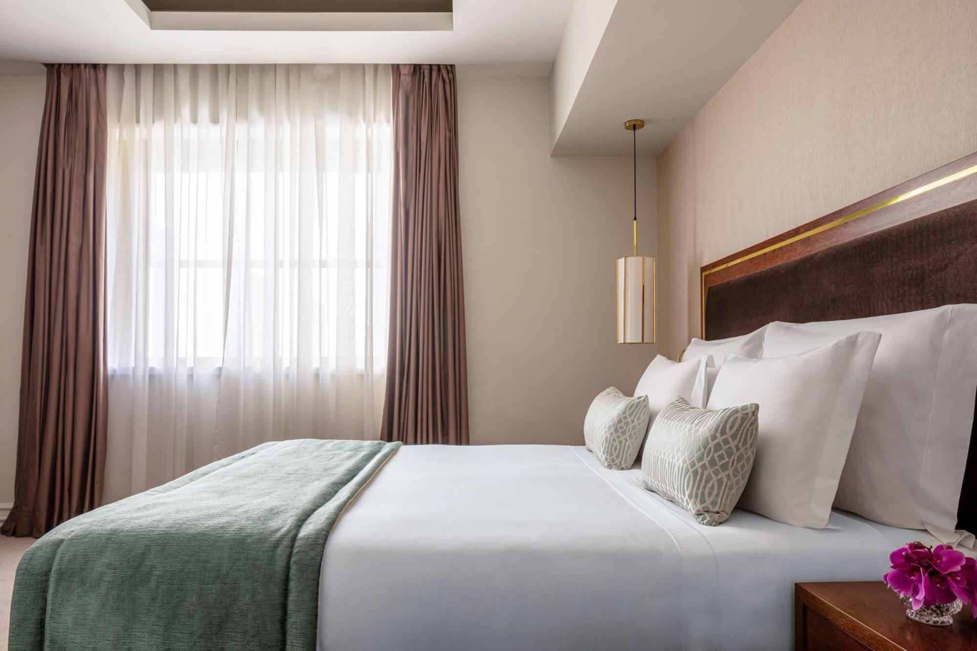 ทิโวลี อเวนิดา ลิเบร์ดาช - เดอะ ลีดดิ้ง โฮเทล ออฟ เดอะ เวิลด์ Hotel ลิสบอน ภายนอก รูปภาพ A bedroom at the hotel