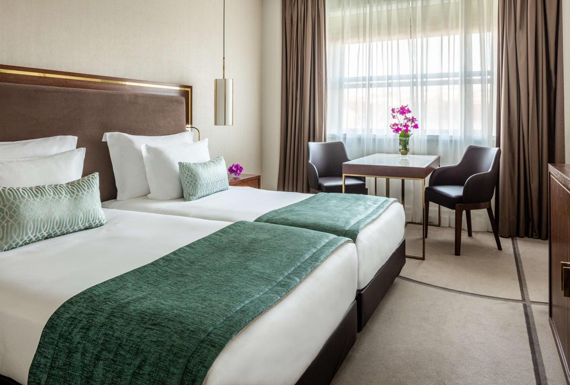 ทิโวลี อเวนิดา ลิเบร์ดาช - เดอะ ลีดดิ้ง โฮเทล ออฟ เดอะ เวิลด์ Hotel ลิสบอน ภายนอก รูปภาพ Deluxe room
